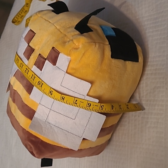 FRANCO Minecraft Bee Pillow Buddy - Picture 7 of 9